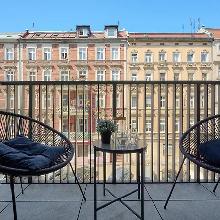 Cozy Nadodrze For 3 Guests With Balcony By Renters Apartamento Breslavia