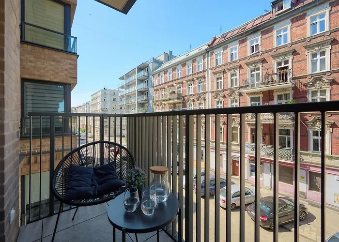 Cozy Nadodrze For 3 Guests With Balcony By Renters