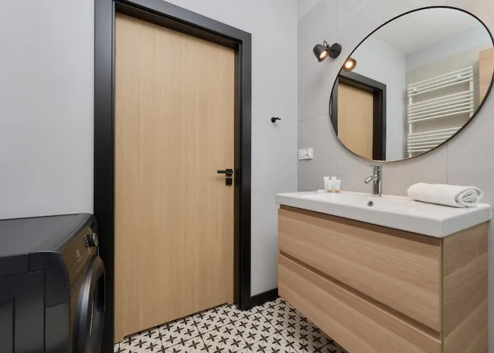 Cozy Nadodrze For 3 Guests With Balcony By Renters *