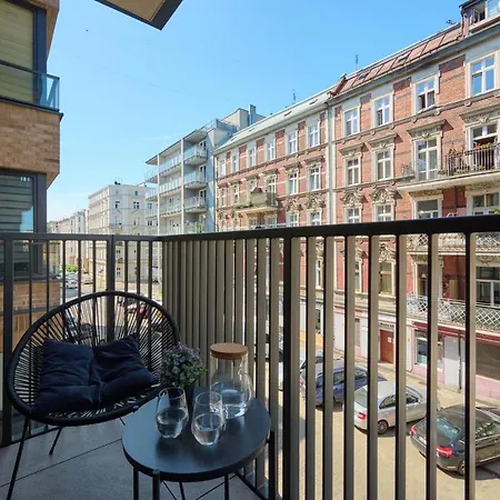 Cozy Nadodrze For 3 Guests With Balcony By Renters