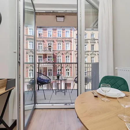 Cozy Nadodrze For 3 Guests With Balcony By Renters * Wroclaw
