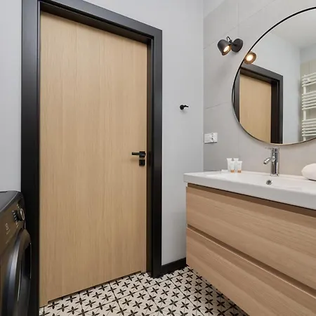 Cozy Nadodrze For 3 Guests With Balcony By Renters *